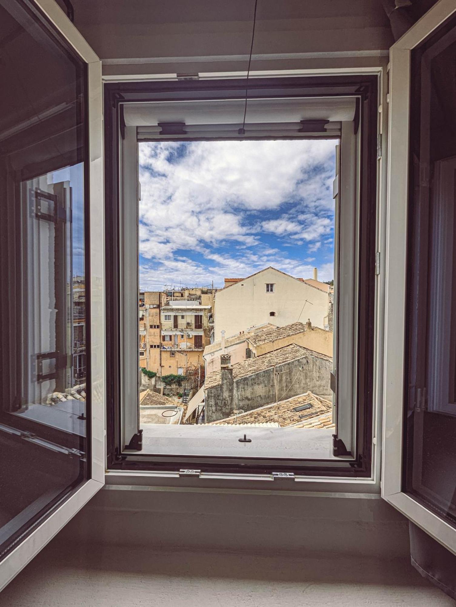 Ionian Pearl Apartments And Suites Corfu  Exterior foto